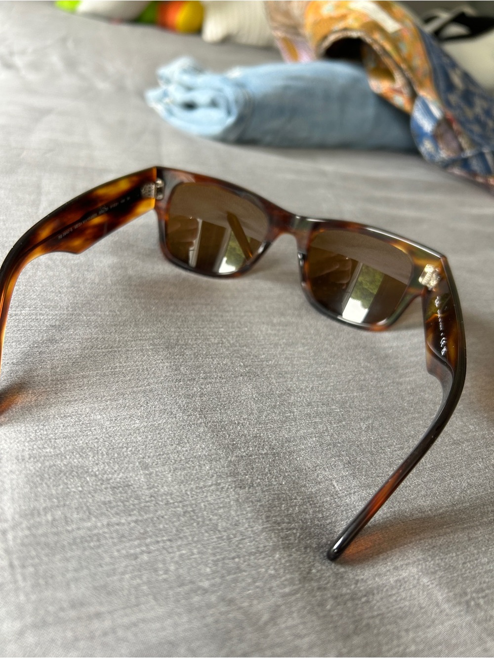 Ray-Ban Tortoiseshell Frame Sunglasses with Brown Lenses - Picture 3 of 6